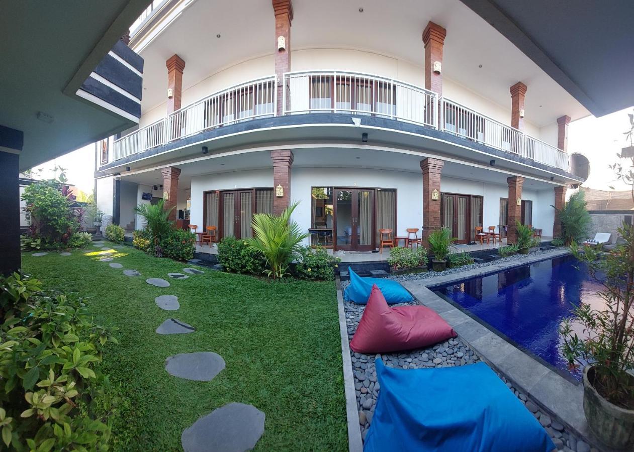 The Lucky Canggu Hotel Exterior foto